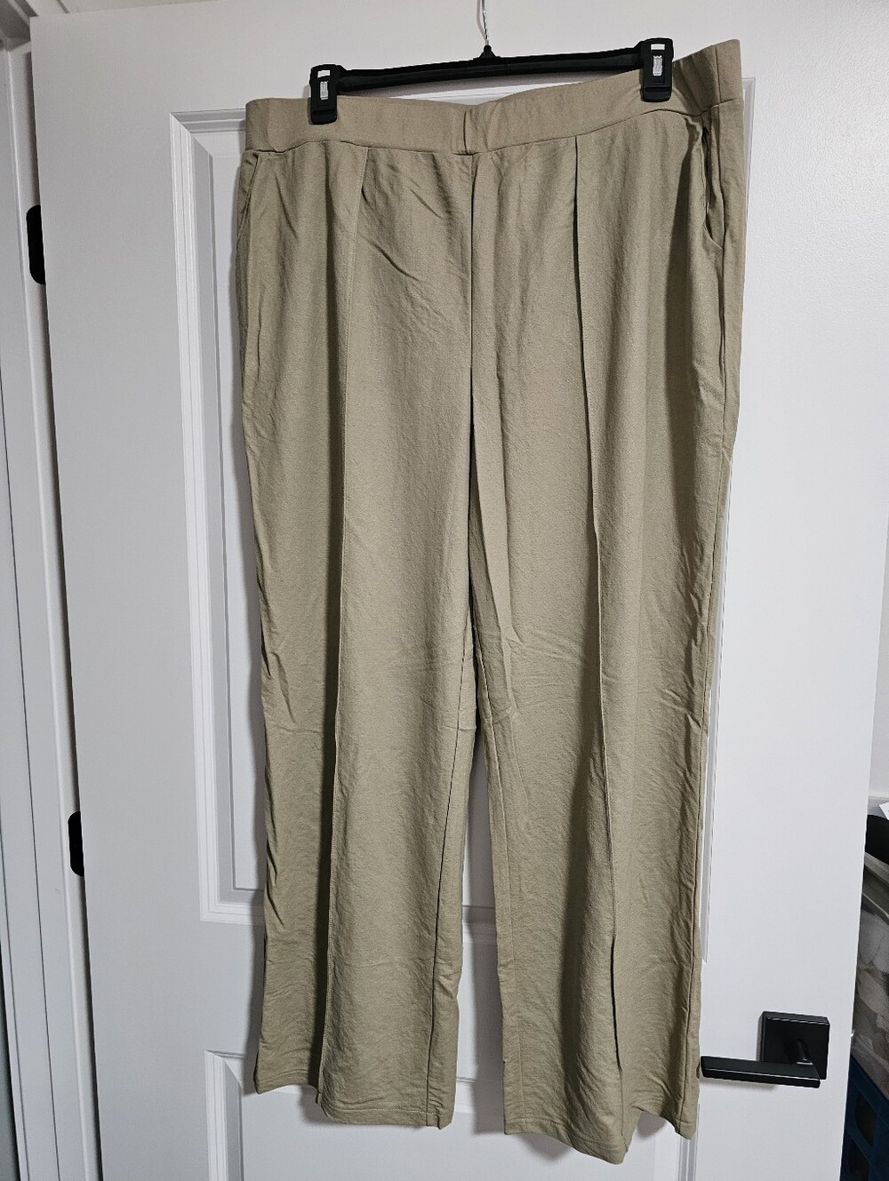 H&M Beige Wide-Leg Pleated Trousers